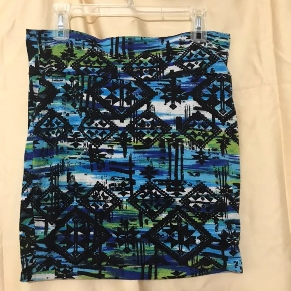 Tribal mini skirt - Picture 2 of 3